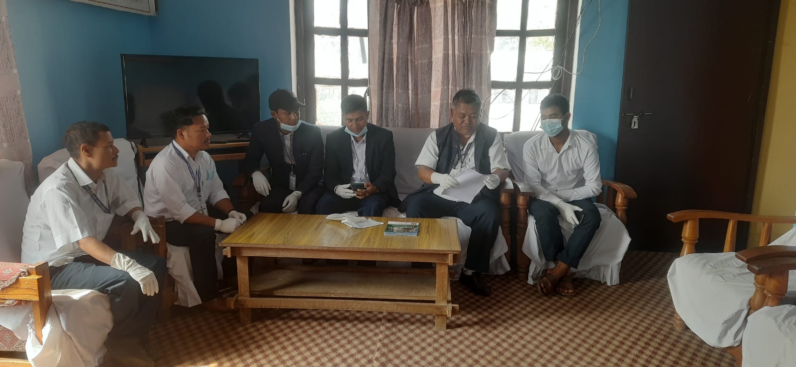 सरसफाइ सप्ताह अभियानको कार्यक्रम सन्दर्भमा कार्यालय परिसरमा सरसफाइ गरिएका तस्वीरहरु